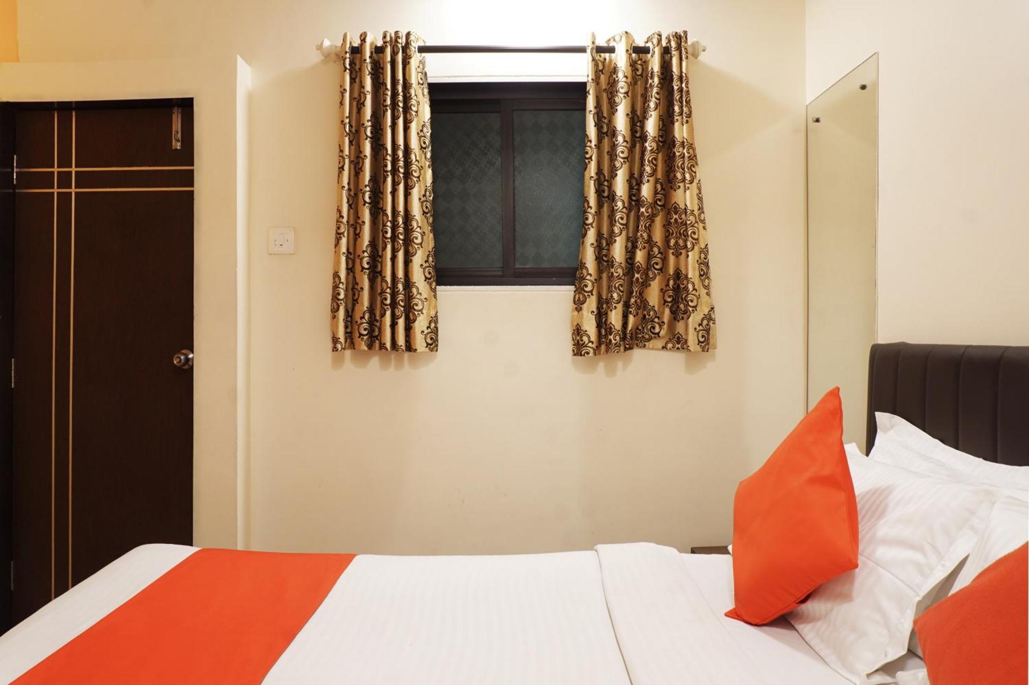 Oyo Hotel Paradise Mumbai Exterior foto